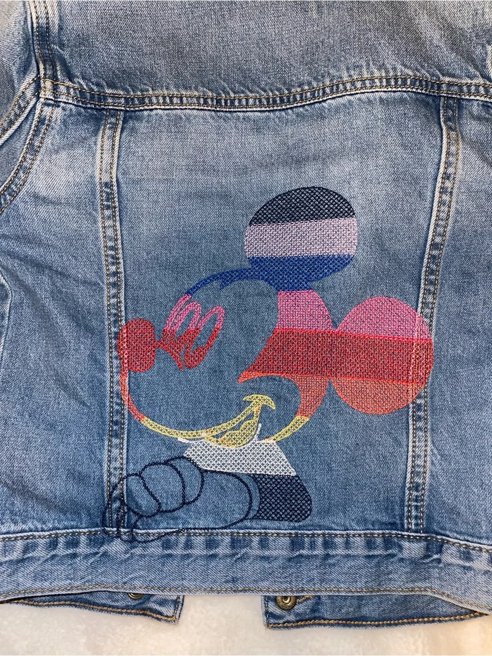 GAP Kids DISNEY Blue Denim Jacket with Multicolor Mickey Embroidery size 10-11
